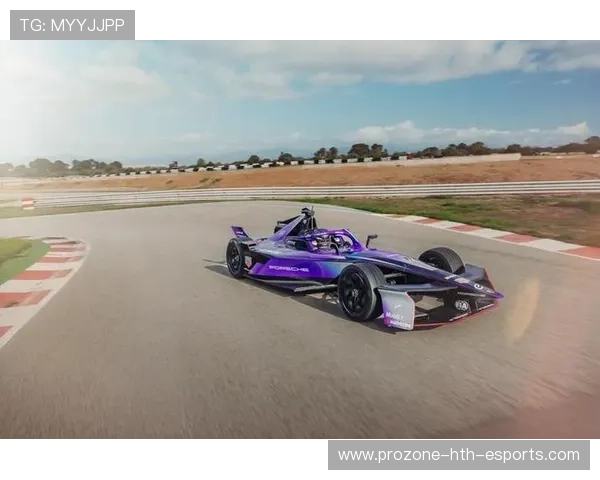 一级方程式赛车侧箱设计对发动机散热效率的优化路径（171 ）